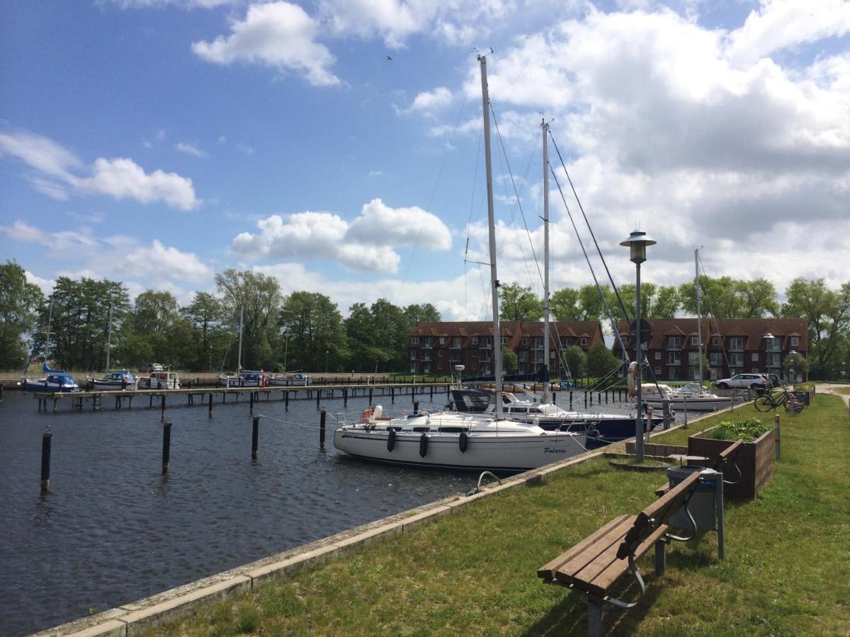Blick Auf Yachthafen An Der Ostsee Ueckermünde Kültér fotó